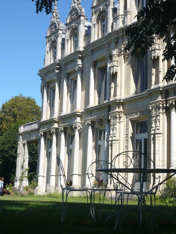 مبيت وإفطار Pressagny-lʼOrgeuilleux Chateau De La Madeleine المظهر الخارجي الصورة