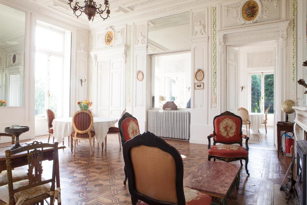 مبيت وإفطار Pressagny-lʼOrgeuilleux Chateau De La Madeleine المظهر الخارجي الصورة
